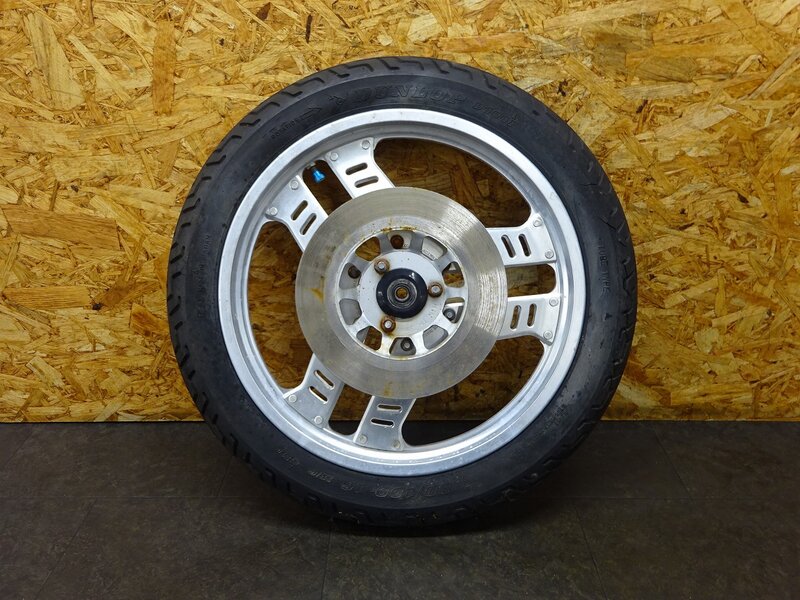 【250611】マグナ50(AC13-1100)◆ フロントホイール 16×1.60 腐食/フレ有 | 中古バイクパーツ通販・買取　ジャンクヤード鳥取　JunkYard