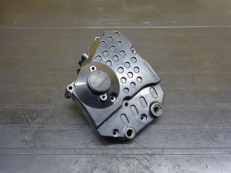 【250710】イナズマ400(GK7BA-500)◆ スプロケットカバー エンジンカバー ※エンジンパーツ | 中古バイクパーツ通販・買取　ジャンクヤード鳥取　JunkYard