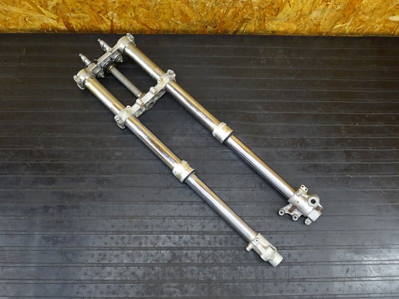 【250734】KDX125SR(DX125A-001)◇ フロントフォーク インナー/アウターチューブ ステム 倒立フォーク 錆 腐食有 ※検索:200 220 250 | 中古バイクパーツ通販・買取　ジャンクヤード鳥取　JunkYard
