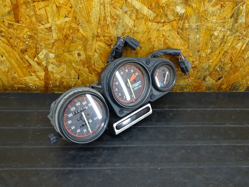【250804】ZXR250(ZX250C-015)◇ スピードメーター タコメーター インジケーターランプ 11233km 補修跡有 | 中古バイクパーツ通販・買取　ジャンクヤード鳥取　JunkYard