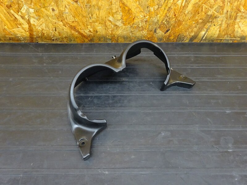 【251103】ZRX400(ZR400E-004)◇ メーターカバー インナーカバー スピードメーターカバー 14090-1444 【前期 ZRX-2 ZRX-Ⅱ | 中古バイクパーツ通販・買取　ジャンクヤード鳥取　JunkYard