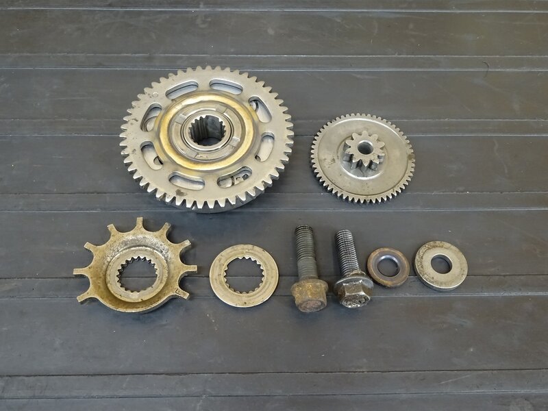 【251105】】ホーネット250(MC31)◇ ワンウェイクラッチ ギア ギヤ ※エンジンパーツ MC14E-1550986外し | 中古バイクパーツ通販・買取　ジャンクヤード鳥取　JunkYard