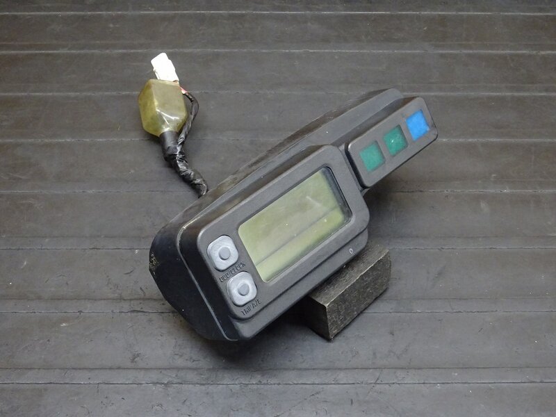 【251107】KLX250(LX250E-A05)◆ スピードメーター インジケーターランプ 8452km デジタルメーター 【04’ Dトラッカー | 中古バイクパーツ通販・買取　ジャンクヤード鳥取　JunkYard