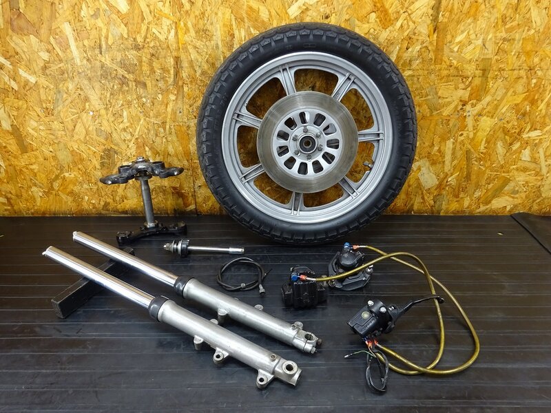 【251123】XS650SP(3G5-459)◆ フロント足回りset フロントホイール 19×1.85 ダブルディスク キャストホイール 大八 【SPL スペシャル | 中古バイクパーツ通販・買取　ジャンクヤード鳥取　JunkYard