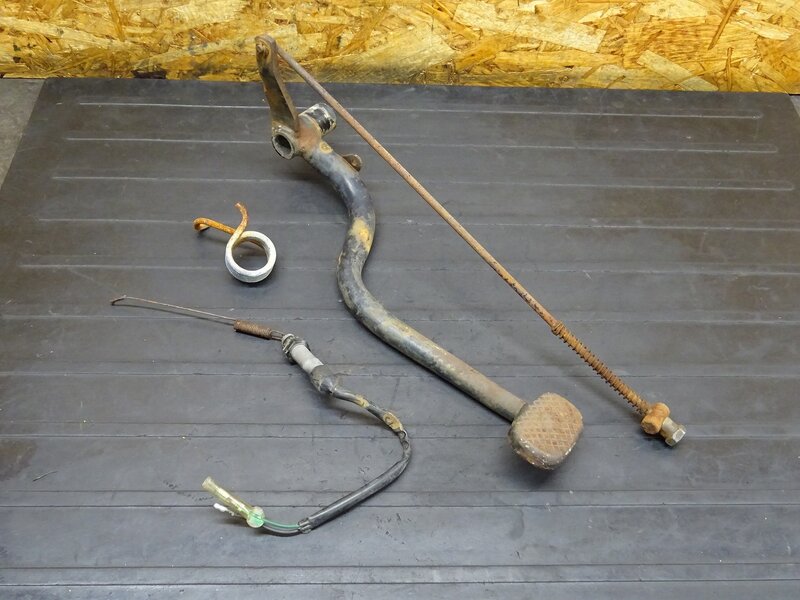 【251215】モトラ(AD05-1002)◆ ブレーキペダル ブレーキロッド ブレーキスイッチ 【CT50J | 中古バイクパーツ通販・買取　ジャンクヤード鳥取　JunkYard