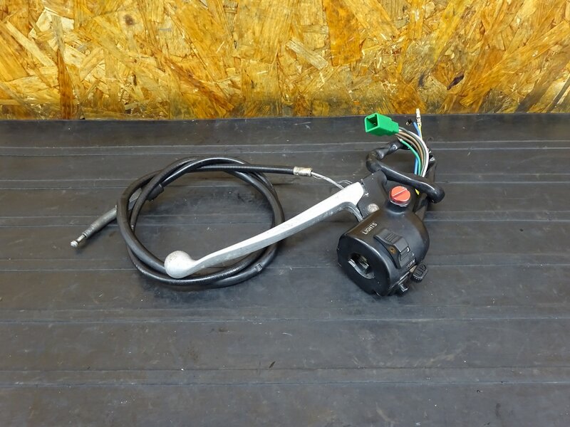 【251229】GT80(3M8-000)◇ ハンドルスイッチ左 スイッチボックス レバー 削れ有 【検:GT50 374 ミニトレ モノサス | 中古バイクパーツ通販・買取　ジャンクヤード鳥取　JunkYard