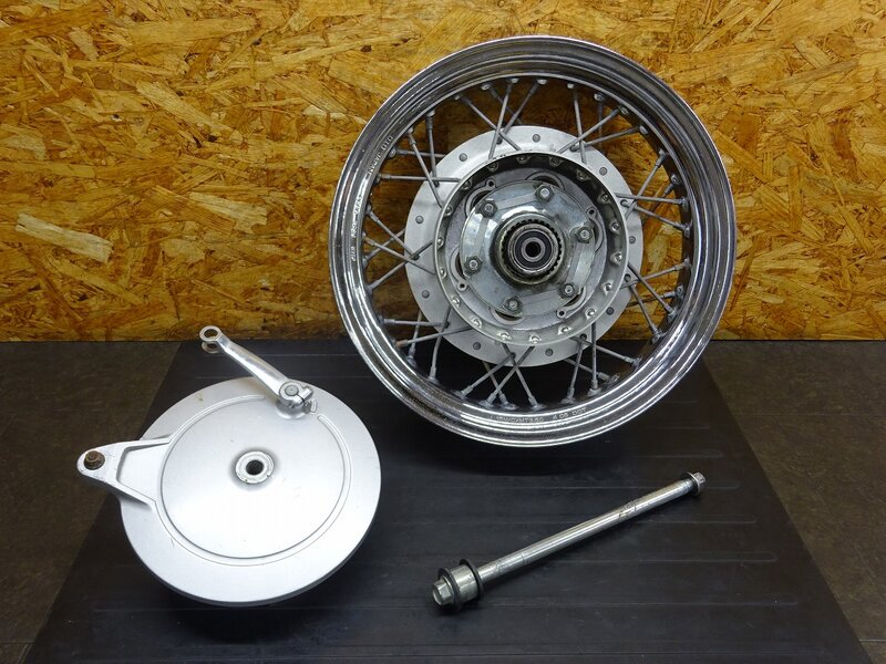 【260113】ドラッグスター400C(VH01J-028)◆ リアホイール 15×3.50 ドラムパネル リアアクスルシャフト 【クラシック イモビ付 | 中古バイクパーツ通販・買取　ジャンクヤード鳥取　JunkYard