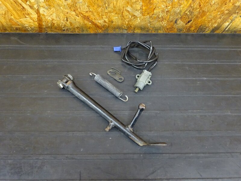 【260120】SR400(1JR-342)◇ サイドスタンド スタンドスイッチ スプリング 錆/削れ有 【検:SR500 1JN 2J2 2H6 | 中古バイクパーツ通販・買取　ジャンクヤード鳥取　JunkYard