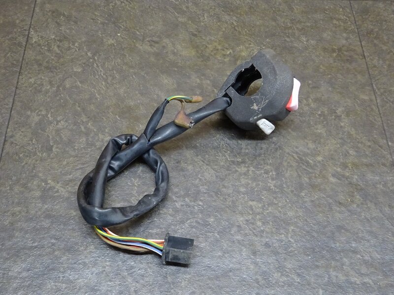 【260317】◆ ハンドルスイッチ右 スイッチボックス 劣化有 【検索：XJR400 4HM | 中古バイクパーツ通販・買取　ジャンクヤード鳥取　JunkYard