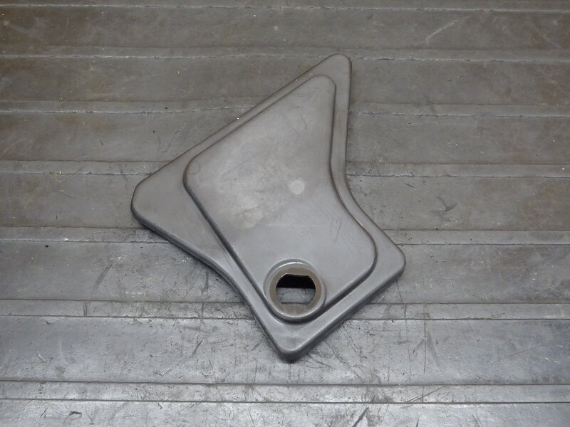 【260322】KDX125SR(DX125A-022)◆ ツールボックスカバー 工具入れカバー 小物入れカバー つや出し有 【検索：200 220 250 | 中古バイクパーツ通販・買取　ジャンクヤード鳥取　JunkYard