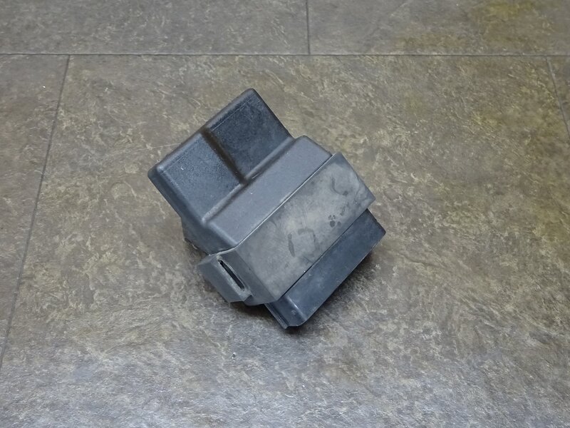 【250508】マグナ250(MC29-1700)◆ CDI イグナイター 【V-TWIN Vツイン | 中古バイクパーツ通販・買取　ジャンクヤード鳥取　JunkYard