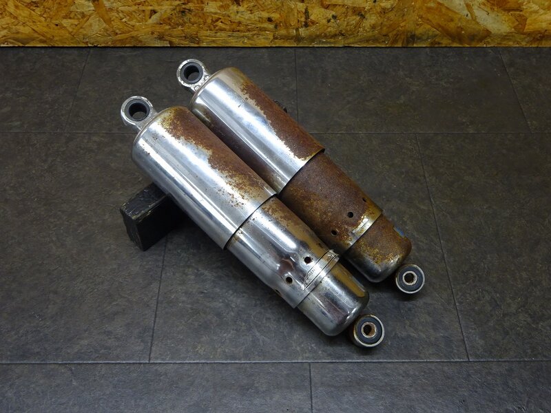 【250522】マグナ250S(MC29-1100)◆ リアサスペンション リアサス リヤサス 凹み/錆有 ジャンク | 中古バイクパーツ通販・買取　ジャンクヤード鳥取　JunkYard