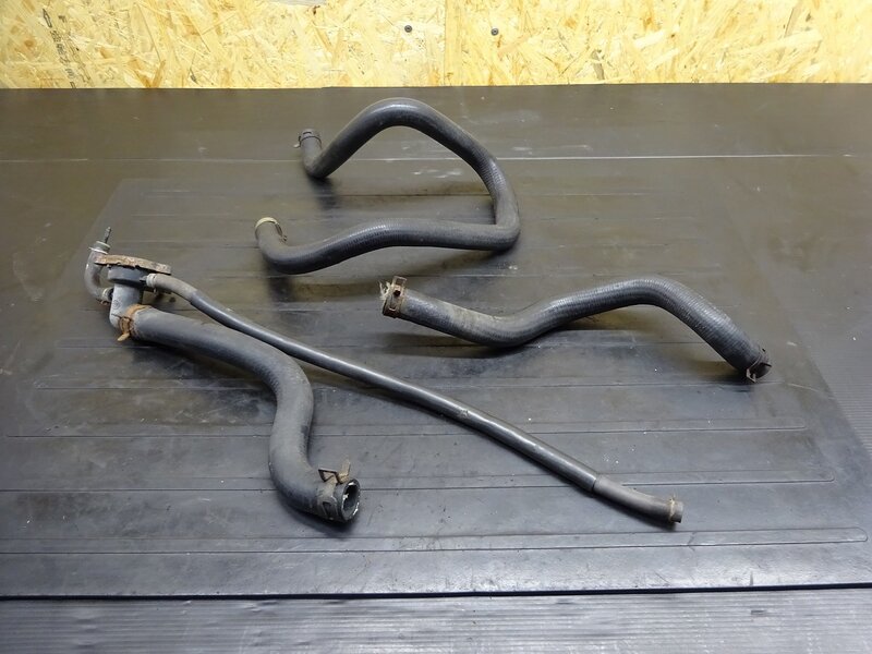 【250704】PS250(MF09-1001)◆ ラジエーターホースセット ラジエーターキャップ 【角目 | 中古バイクパーツ通販・買取　ジャンクヤード鳥取　JunkYard