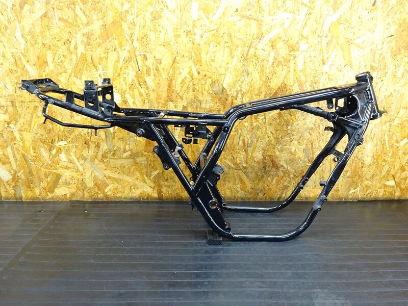 【250707】XJR400R(RH02J-005)◇ 書無中古フレーム メインフレーム ステー曲がり ハンドルストッパー修正歴有 【イモビ付 4HM | 中古バイクパーツ通販・買取　ジャンクヤード鳥取　JunkYard