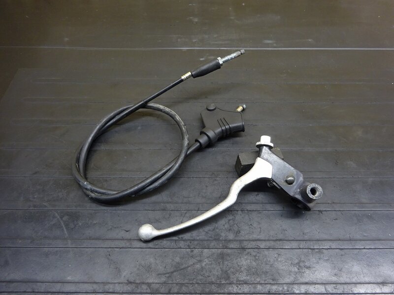 【250710】イナズマ400(GK7BA-500)◆ クラッチレバー クラッチレバーホルダー | 中古バイクパーツ通販・買取　ジャンクヤード鳥取　JunkYard