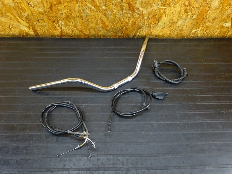 【250811】W650(EJ650A-012)◇ 純正ハンドル アップハンドル 22.2mm/25.4mm アクセルワイヤー クラッチワイヤー ホース 【検索:W400 EJ400A | 中古バイクパーツ通販・買取　ジャンクヤード鳥取　JunkYard