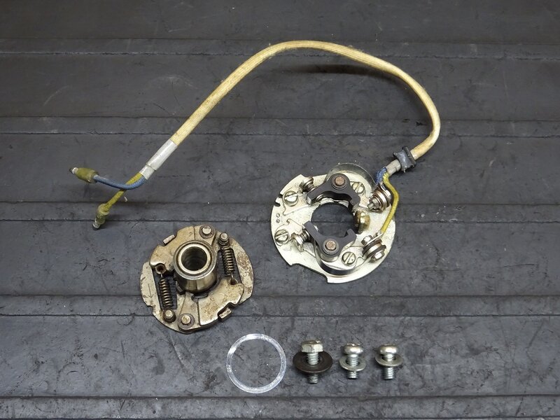 【251044】CB350(CB350-1069)◆ ガバナセット コンタクトブレーカー ポイント点火 ※エンジンパーツ【検索:CB250 エクスポート セニア | 中古バイクパーツ通販・買取 ジャンクヤード鳥取 JunkYard