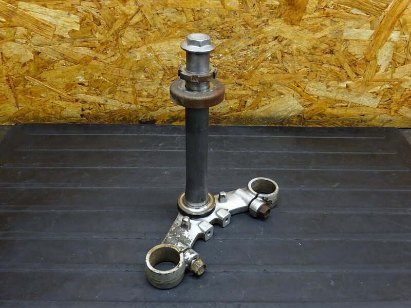 【251115】SDR200(2TV-007)◆ ステム アンダーブラケット | 中古バイクパーツ通販・買取　ジャンクヤード鳥取　JunkYard