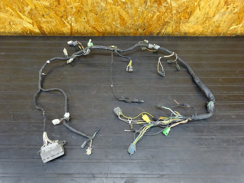 【251208】GSX400インパルス(GK79A-100)◇ メインハーネス カプラ破損(劣化)/配線加工多数有 ジャンク!! | 中古バイクパーツ通販・買取　ジャンクヤード鳥取　JunkYard