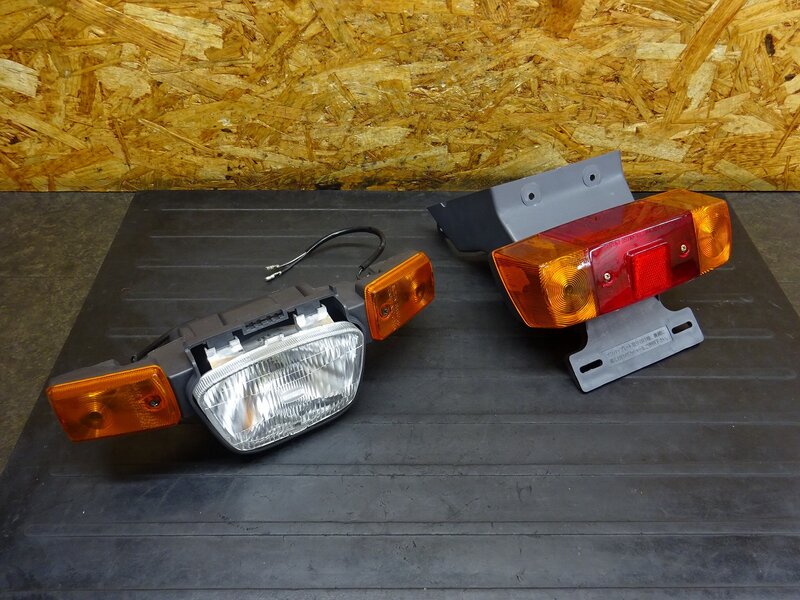 【251225】スーパーモレ(FA14B-133)◆ ライトセット ヘッドライト ウインカー テール/ブレーキランプ 割れ有 【FA14A モレット 1105km外し | 中古バイクパーツ通販・買取　ジャンクヤード鳥取　JunkYard