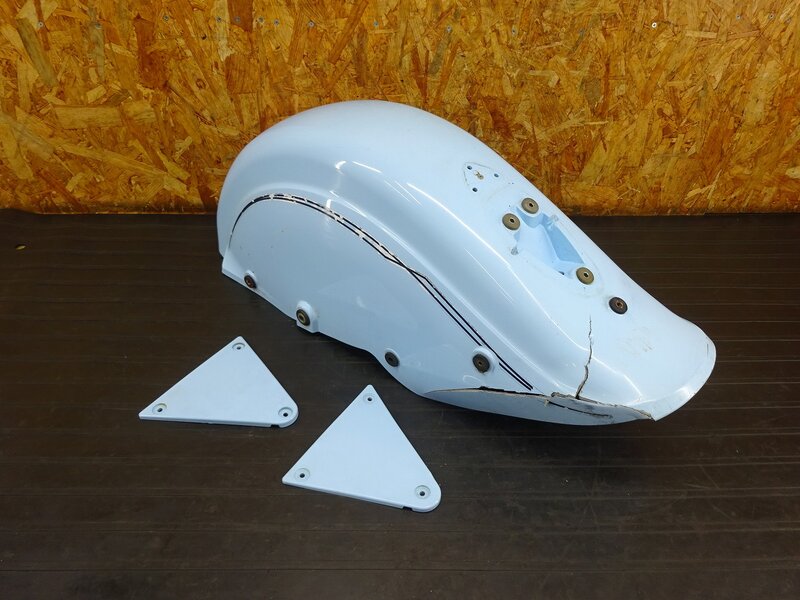 【251231】バルカン400ドリフター(VN400D-000)◇ リアフェンダー リヤフェンダー チェーンカバー チェーンガード カバー 破損有 ジャンク!! | 中古バイクパーツ通販・買取　ジャンクヤード鳥取　JunkYard