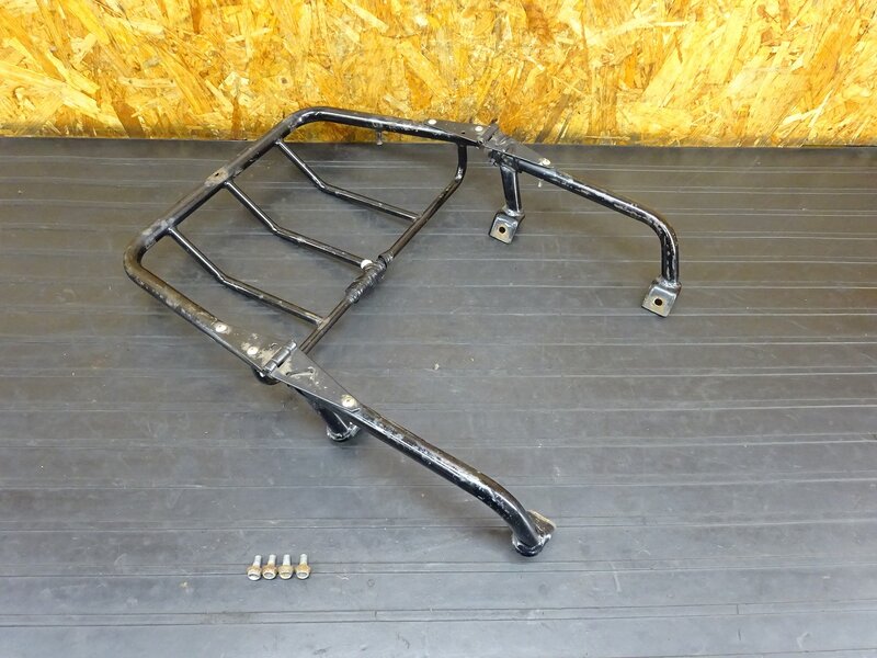 【260206】PS250(MF09-1002)◇ リアキャリア 荷台 リヤキャリア 純正オプション?? 加工有 ベースに!! ジャンク!! 【角目 | 中古バイクパーツ通販・買取　ジャンクヤード鳥取　JunkYard