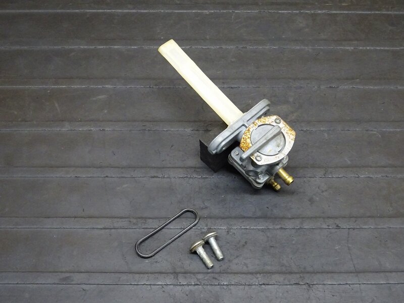 【260302】SR400(1JR-302)◆ 燃料コック ガソリンコック フューエルコック 【検:SR500 1JN 2J2 2H6 | 中古バイクパーツ通販・買取　ジャンクヤード鳥取　JunkYard