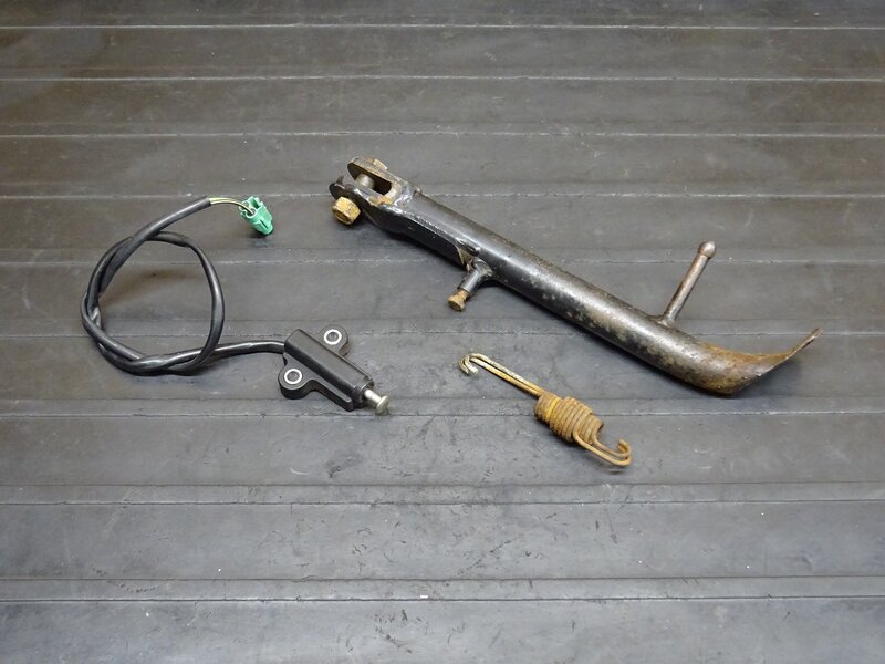 【260307】バンバン200(NH41A-100)◆ サイドスタンド サイドスタンドスイッチ スプリング 【VanVan | 中古バイクパーツ通販・買取　ジャンクヤード鳥取　JunkYard