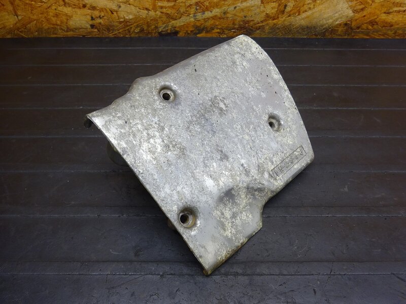 【260310】SR400(1JR-302)◆ スプロケットカバー スプロケカバー エンジンカバー左 割れ有 ※エンジンパーツ 【検:SR500 1JN 2J2 2H6 | 中古バイクパーツ通販・買取　ジャンクヤード鳥取　JunkYard