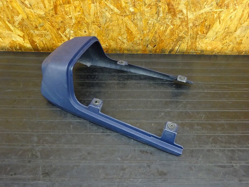 【260313】GSX250S(GJ76A-103)◇ シートカウル テールカウル リアカウル 傷/割れ有 【刀 カタナ | 中古バイクパーツ通販・買取　ジャンクヤード鳥取　JunkYard