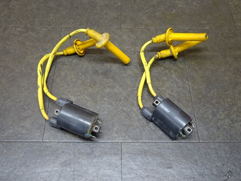 【250605】ホーネット250(MC31-1301)◆ イグニッションコイル プラグコード プラグキャップ NGK | 中古バイクパーツ通販・買取　ジャンクヤード鳥取　JunkYard