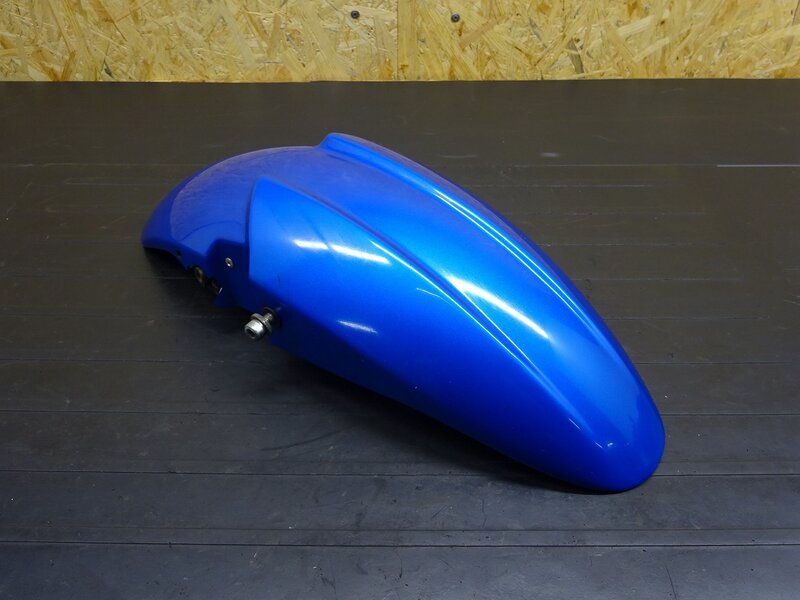 【250619】バリオスⅡ(ZR250B-021)◆ フロントフェンダー 割れ/破損有 ジャンク 【バリオス2 | 中古バイクパーツ通販・買取　ジャンクヤード鳥取　JunkYard