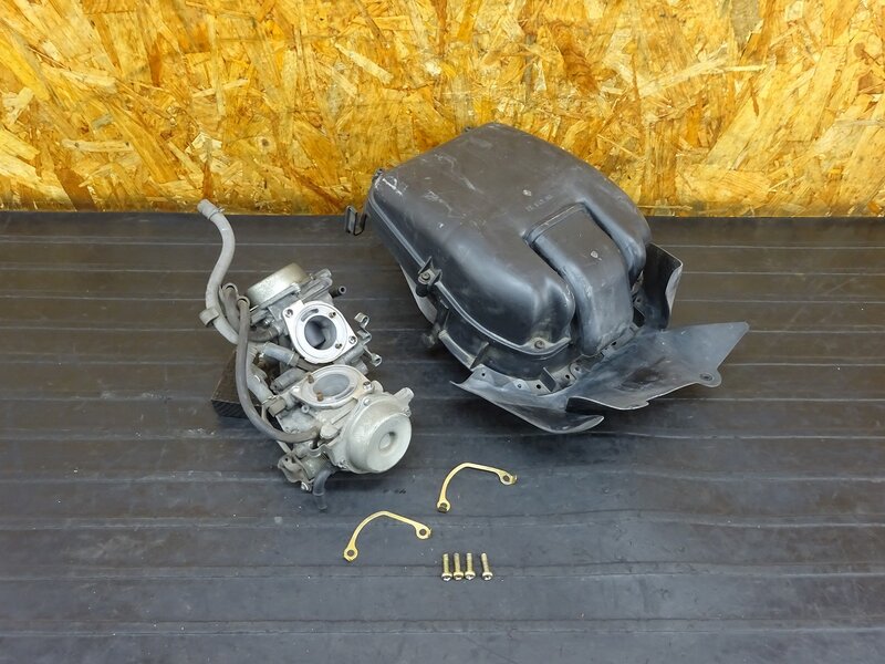 【250705】ゼルビス(MC25-1004)◇ キャブレター キャブ エアクリーナーボックス エアクリ 【XELVIS VT250FN | 中古バイクパーツ通販・買取　ジャンクヤード鳥取　JunkYard