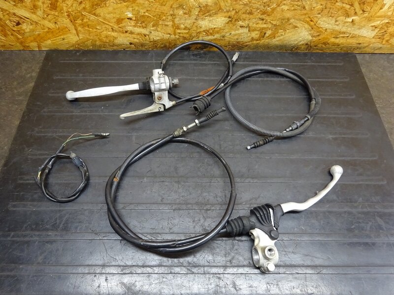 【250813】SR500(1JN-224)◆ レバーセット ブレーキレバー クラッチレバー デコンプレバー ホルダー 【検索：2J2 SR400 2H6 1JR | 中古バイクパーツ通販・買取　ジャンクヤード鳥取　JunkYard