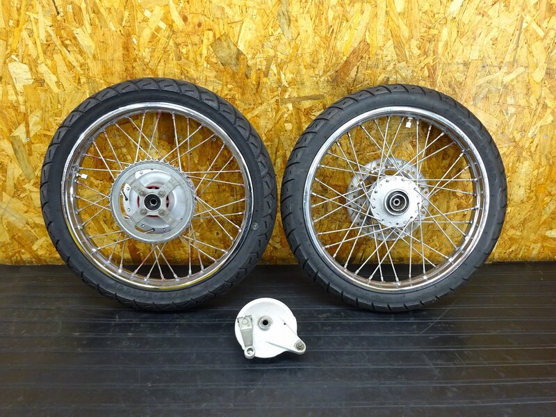 【250927】RZ50(RA02J-001)◇ ホイール前後セット フロント 17×1.60 リア 17×1.60 ドラムブレーキ | 中古バイクパーツ通販・買取　ジャンクヤード鳥取　JunkYard