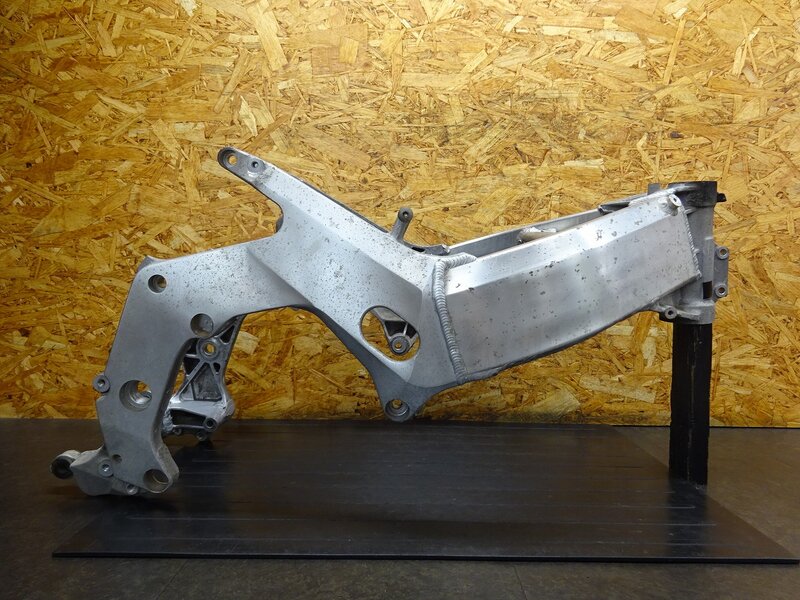 【250930】CBR250RR(MC22-1000)◆ 書付中古フレーム メインフレーム 【規制前 | 中古バイクパーツ通販・買取　ジャンクヤード鳥取　JunkYard