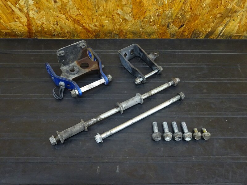 【251012】グース350(NK42A-101)◇ エンジンハンガー エンジンマウント 【グース250 Goose | 中古バイクパーツ通販・買取　ジャンクヤード鳥取　JunkYard