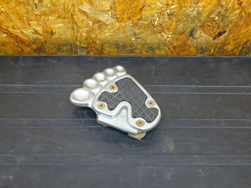 【251045】◇ ブレーキペダルカバー ペダルカバー 足形 足型 SJC V98-58 キジマ ※検索:モンキー ゴリラ ダックス カブ | 中古バイクパーツ通販・買取 ジャンクヤード鳥取 JunkYard