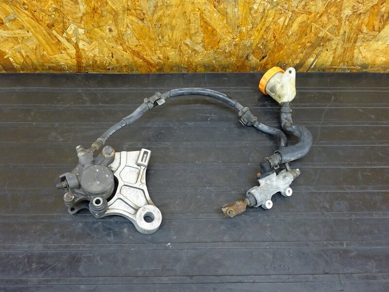 【251111】CBR250RR(MC22-1006)◇ リアブレーキセット ブレーキキャリパー マスター Φ14 劣化/腐食有 | 中古バイクパーツ通販・買取　ジャンクヤード鳥取　JunkYard