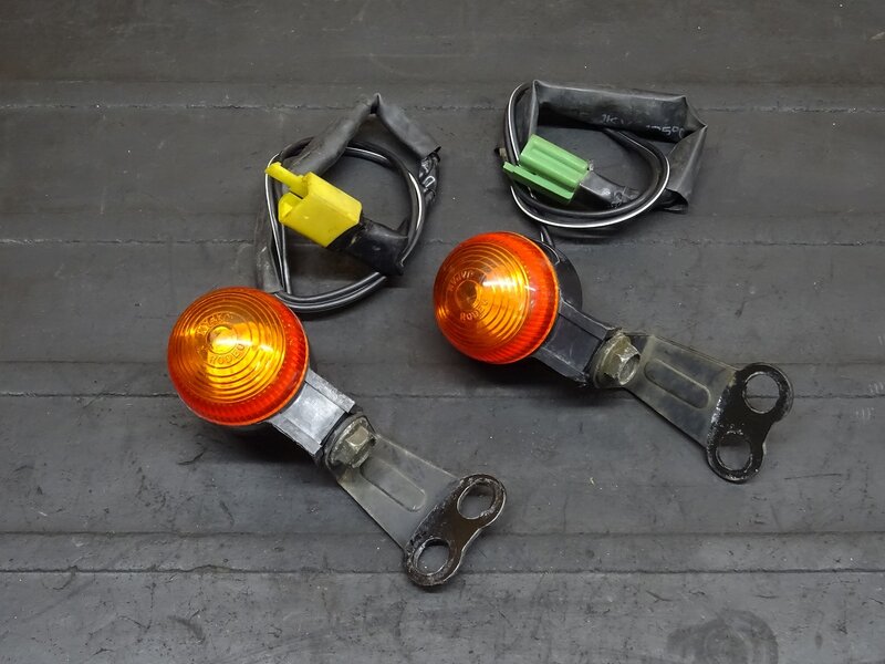 【251118】KDX200SR(DX200G-004)◆ 社外ウインカー2個セット ミニウインカー ウインカーレンズ KITACO?? キタコ?? 【検索:125 220 250 | 中古バイクパーツ通販・買取　ジャンクヤード鳥取　JunkYard