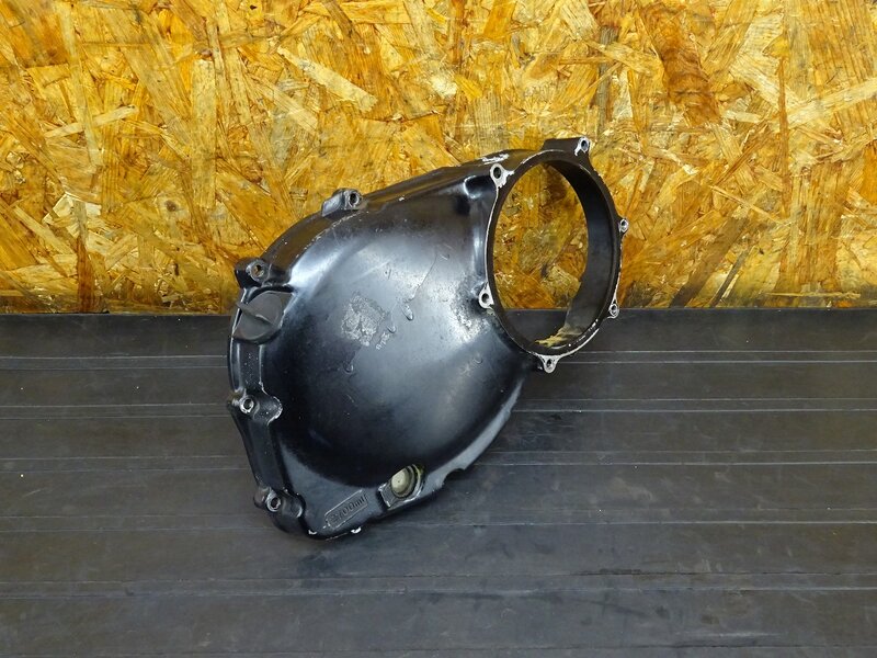 【251208】GSX400インパルス(GK79A-100)◇ エンジンカバー右 クラッチカバー 腐食有 ※エンジンパーツ【GSX400S カタナ GK77A | 中古バイクパーツ通販・買取　ジャンクヤード鳥取　JunkYard