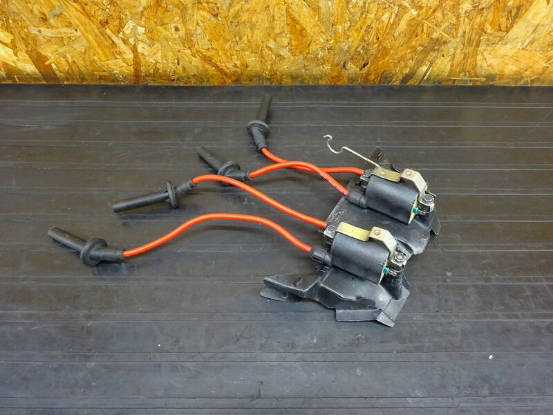 【251212】CBR250RR(MC22-1052)◇ イグニッションコイル 社外プラグコード プラグキャップ キジマ KIJIMA 【規制前 | 中古バイクパーツ通販・買取　ジャンクヤード鳥取　JunkYard