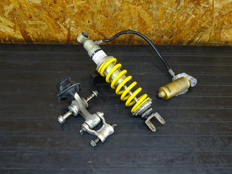 【251219】セロー225W(4JG-116)◇ リアサスペンション リアサス リアショック リヤサス リンク オイル漏れ有 【検:SEROW 1KH DG08J | 中古バイクパーツ通販・買取　ジャンクヤード鳥取　JunkYard