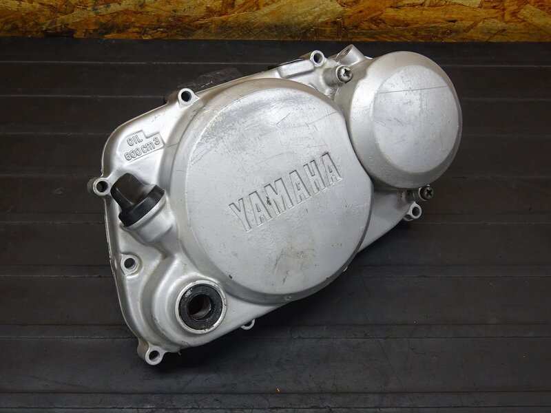 【251229】GT80(3M8-000)◆ クラッチカバー エンジンカバー右 色塗り有 ※エンジンパーツ【検:GT50 374 ミニトレ モノサス | 中古バイクパーツ通販・買取　ジャンクヤード鳥取　JunkYard