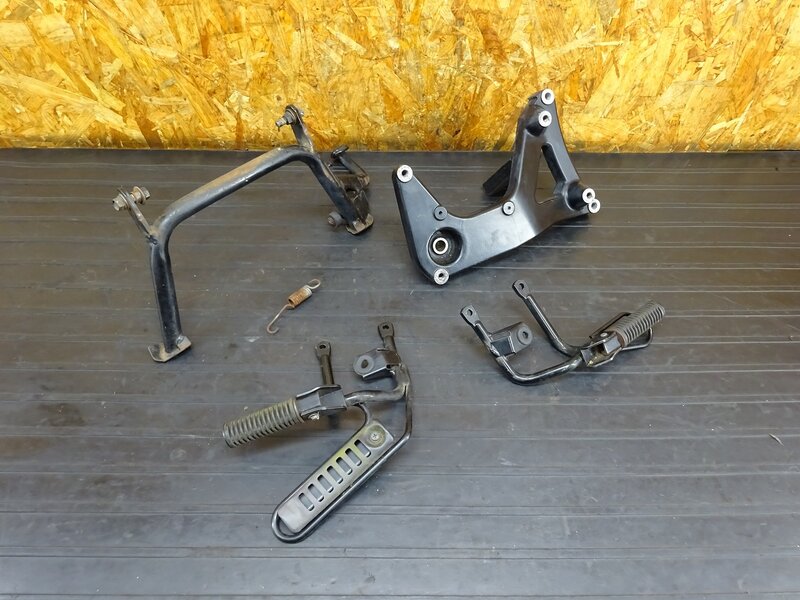 【260206】PS250(MF09-1002)◇ パーツセット スイングアーム センタースタンド タンデムステップ 【角目 | 中古バイクパーツ通販・買取　ジャンクヤード鳥取　JunkYard