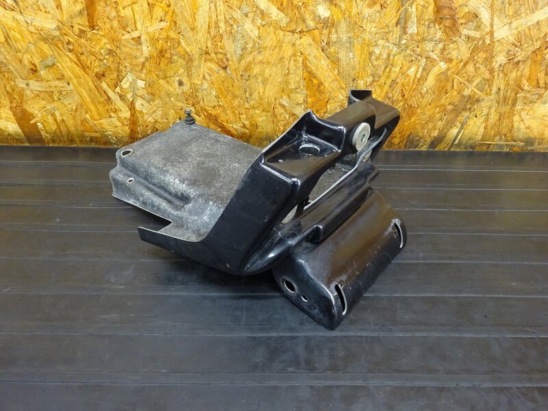 【260209】ZRX-Ⅱ(ZR400E-302)◇ 社外フェンダーレス フェンレス コワース?? 【ZRX-2 ZRX400 | 中古バイクパーツ通販・買取　ジャンクヤード鳥取　JunkYard