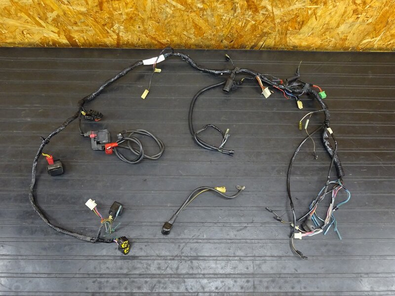 【260305】ZRX1100(ZRT10C-016)◇ メインハーネス スターターリレー 【検:ZRX1200 | 中古バイクパーツ通販・買取　ジャンクヤード鳥取　JunkYard