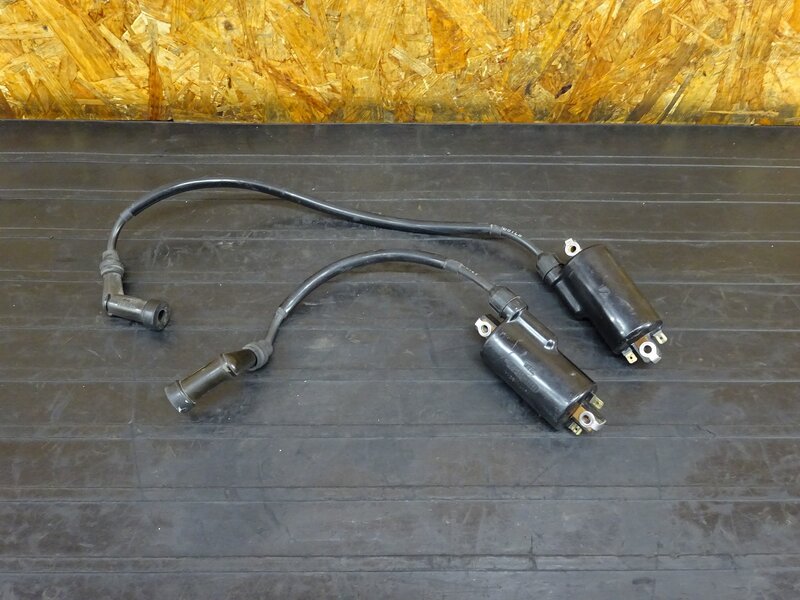 【260316】VT250F(MC08-1018)◇ イグニッションコイル プラグコード プラグキャップ 【丸フレーム | 中古バイクパーツ通販・買取　ジャンクヤード鳥取　JunkYard