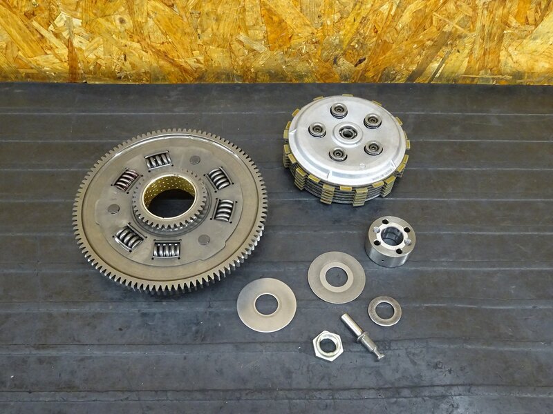 【250706】ZRX400(ZR400E-000)◇ クラッチ クラッチハウジング アウター/インナーハウジング※エンジンパーツ 【前期 ZRX-2 ZRX-Ⅱ | 中古バイクパーツ通販・買取　ジャンクヤード鳥取　JunkYard