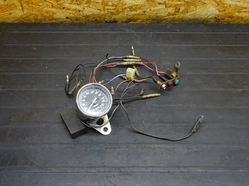【250724】SR400(1JR-269)◆ 社外スピードメーター ミニメーター デイトナ インジケーターランプ 配線加工有 【検:SR500 1JN 2J2 2H6 | 中古バイクパーツ通販・買取　ジャンクヤード鳥取　JunkYard